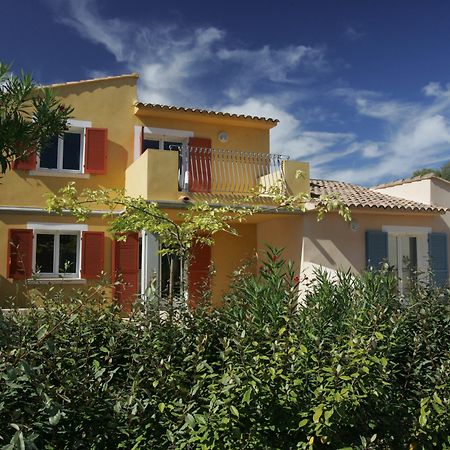 בורגו Residence Cala Bianca מראה חיצוני תמונה