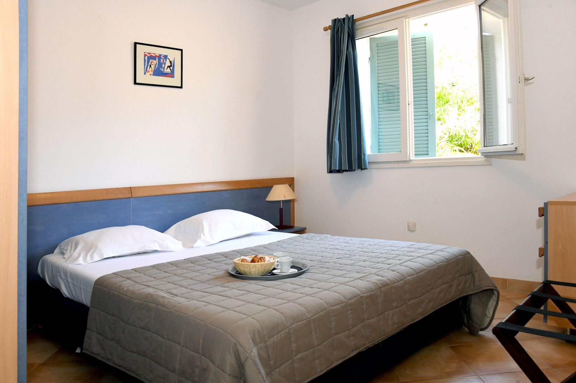 בורגו Residence Cala Bianca מראה חיצוני תמונה