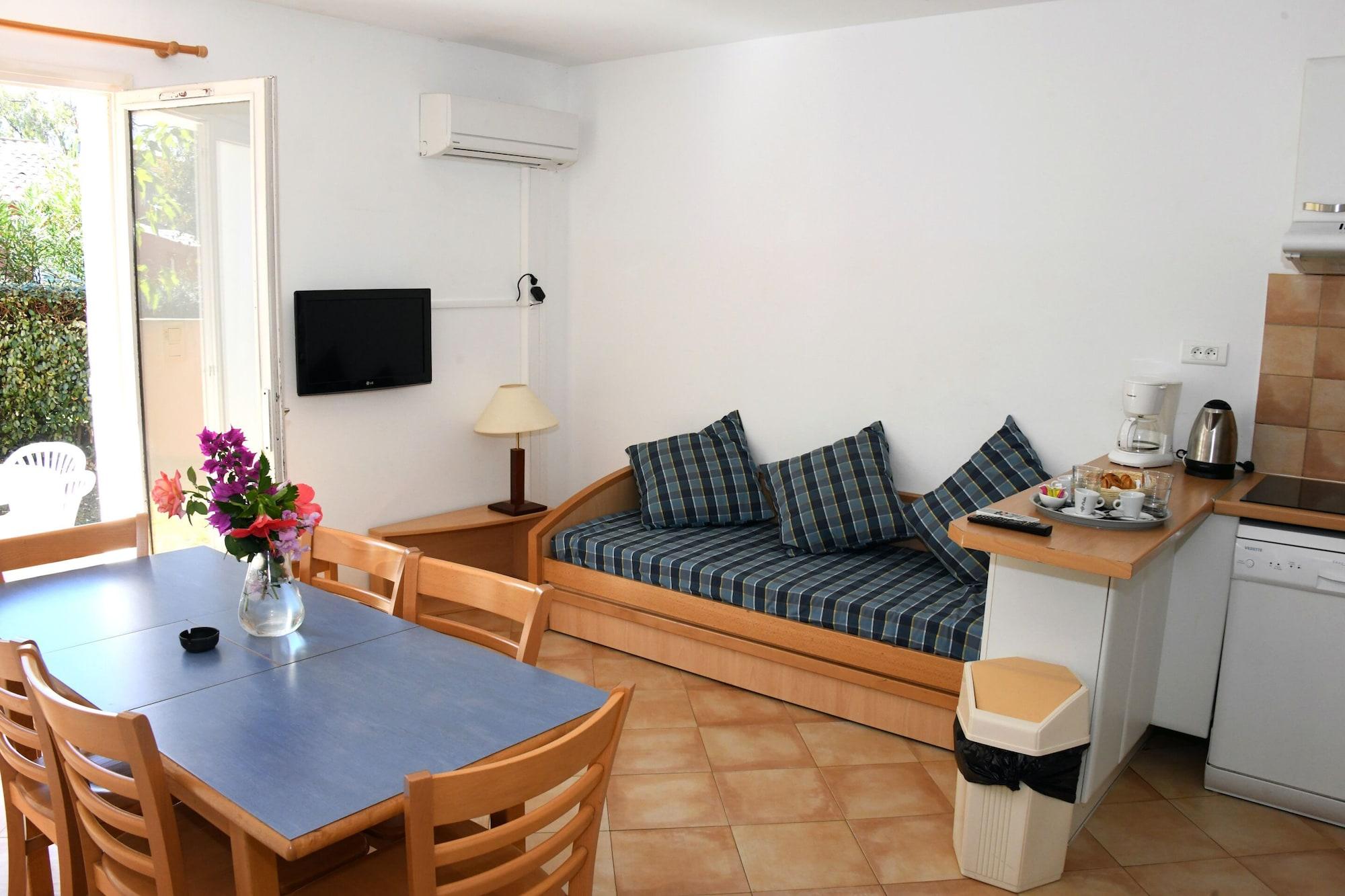 בורגו Residence Cala Bianca מראה חיצוני תמונה