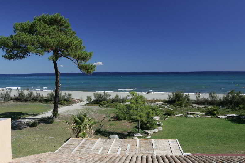 בורגו Residence Cala Bianca מראה חיצוני תמונה