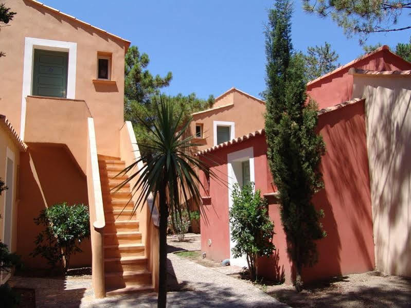 בורגו Residence Cala Bianca מראה חיצוני תמונה