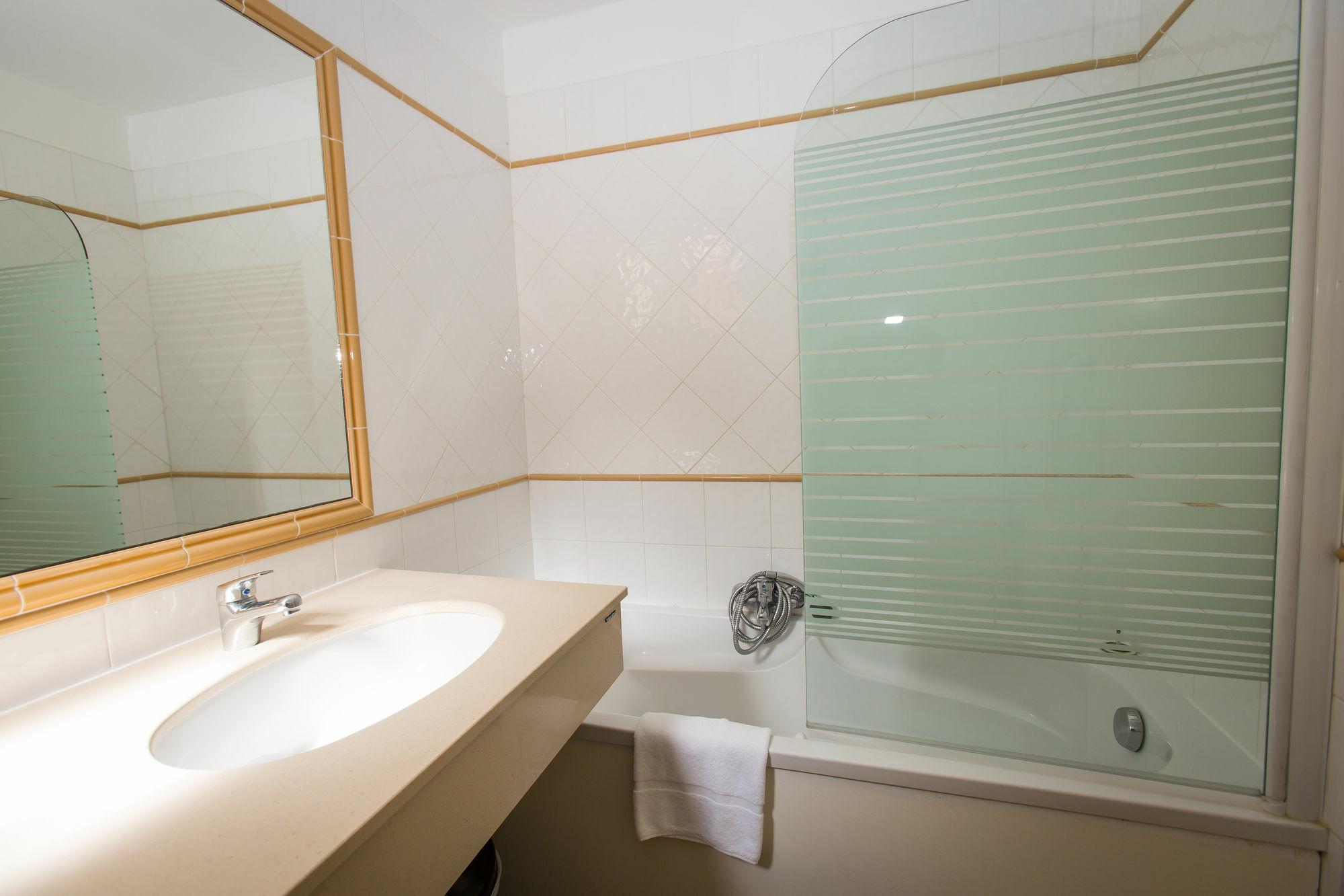 בורגו Residence Cala Bianca מראה חיצוני תמונה
